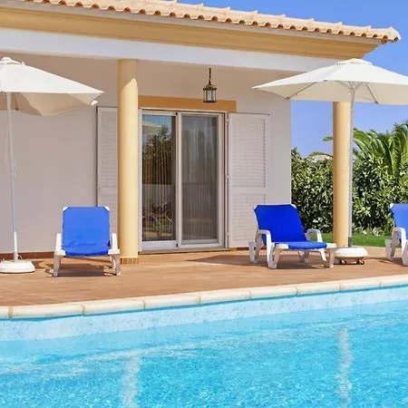 Sleeps 6 Pool Air Con Wifi * Sesmarias